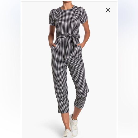 Calvin Klein Pants - Calvin Klein Women’s Short Tulip Sleeve Tie Waist Jumpsuit Houndstooth Size 12